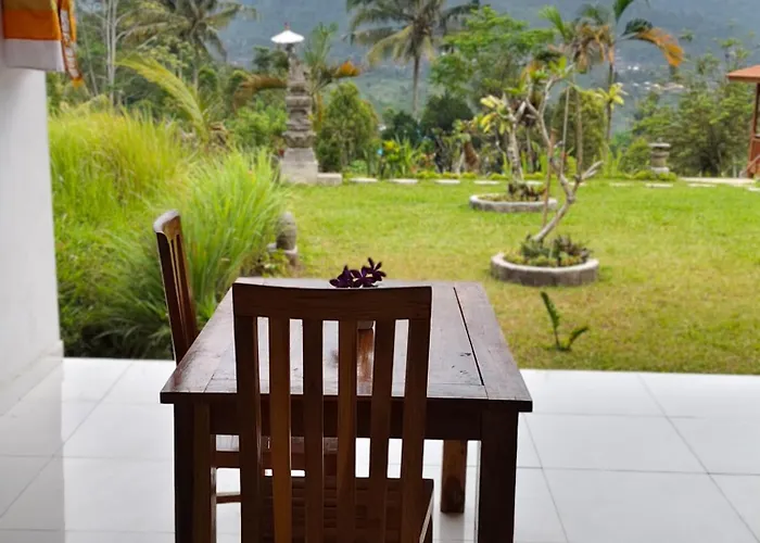 Arta Dani Hotel
